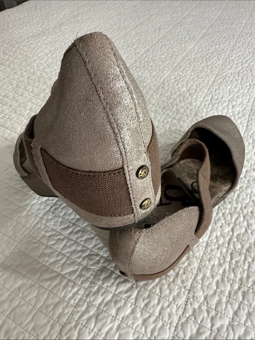 OTBT women’s 8 wedge heel Mary Jane - Picture 3 of 4
